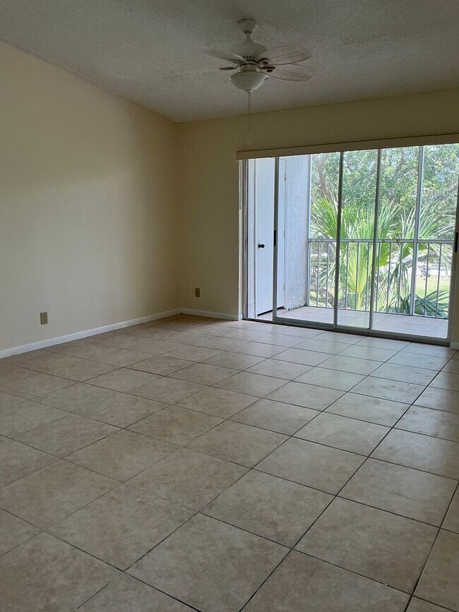 Building Photo - 2506 SE Anchorage Cove