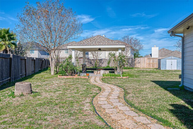 Building Photo - 11015 WARATH Oak Ct