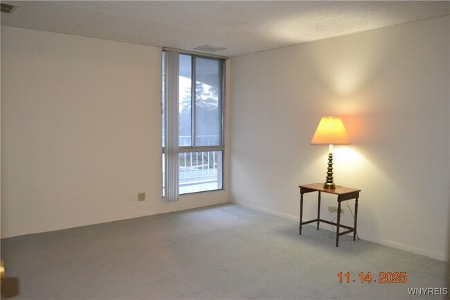 Building Photo - 5854 Main St