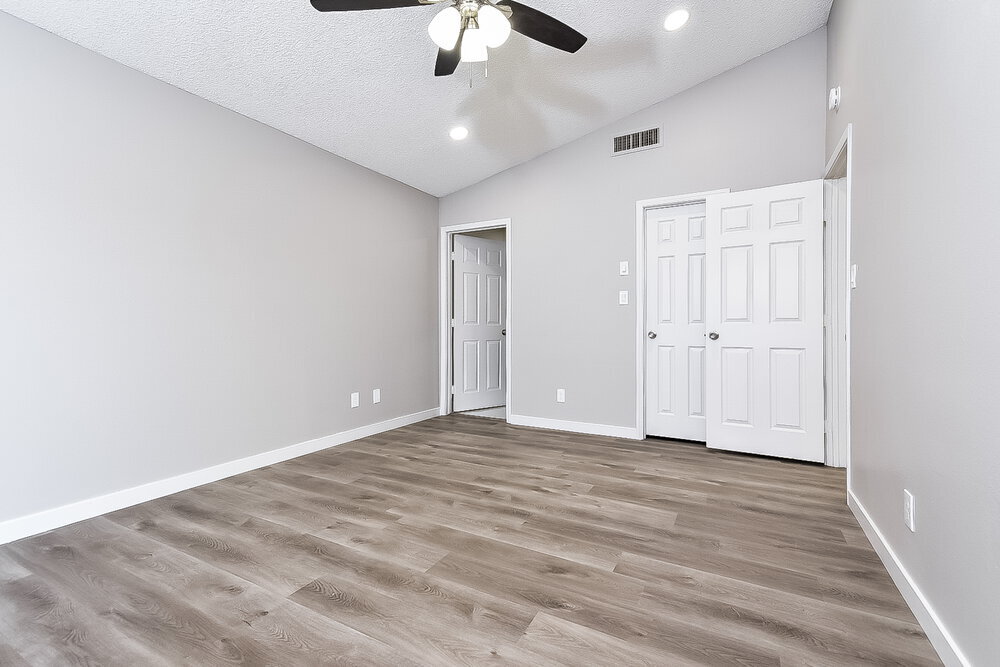 Building Photo - 8424 Lomack Ct