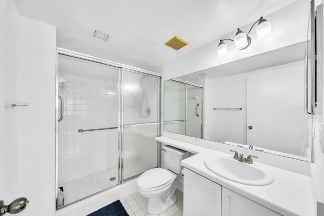 Building Photo - 9580 Weldon Cir