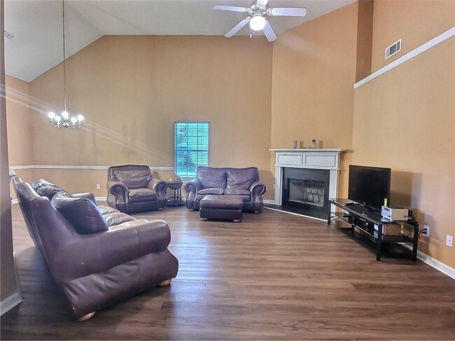 Building Photo - 1734 Spring Hill Cove