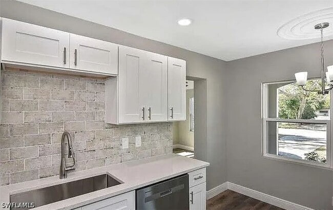 Building Photo - 5457 Ninth Ave