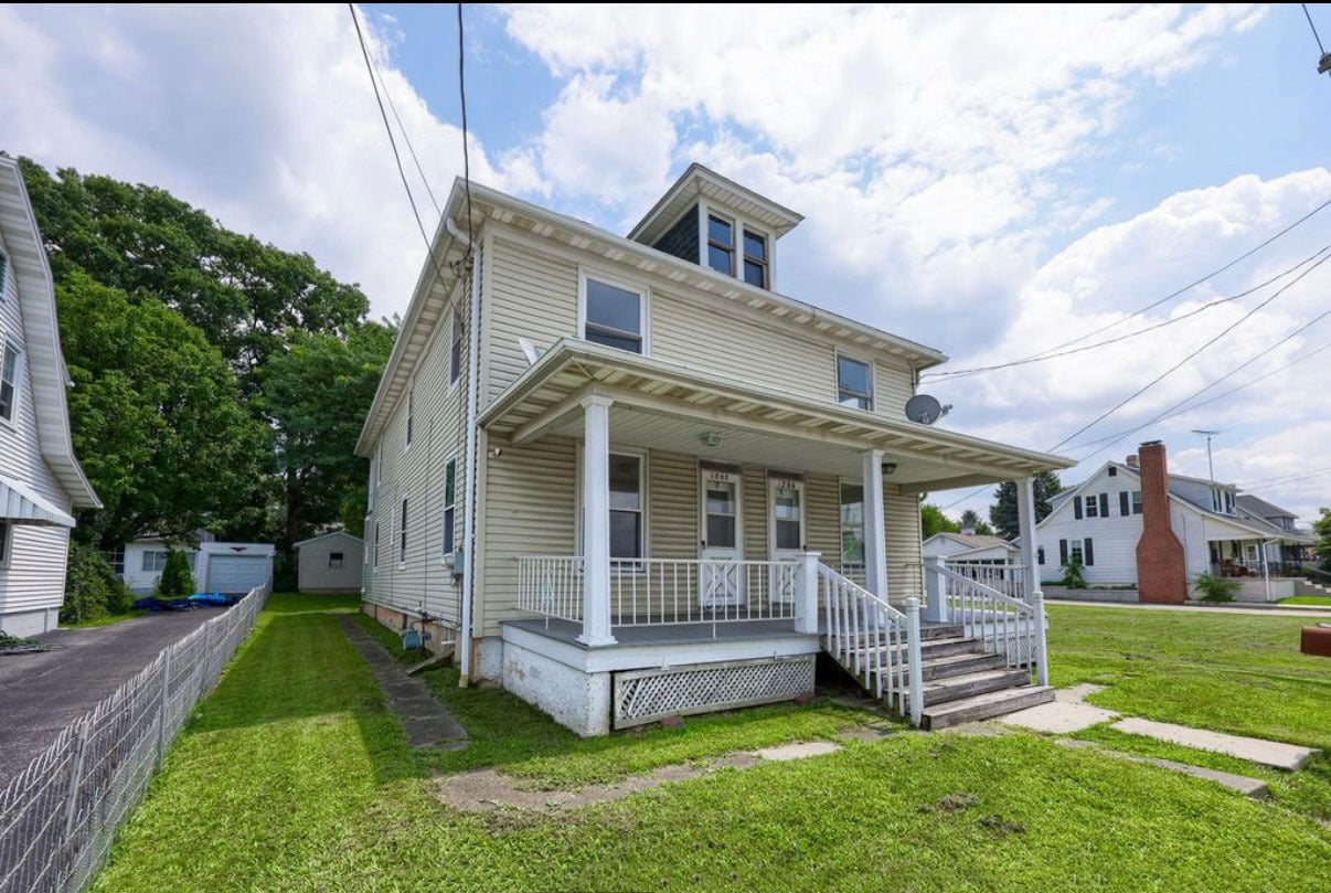 Building Photo - 1202 Baltimore St