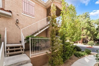 Building Photo - Charming Henderson Condo in Gated Community with Pool Access!