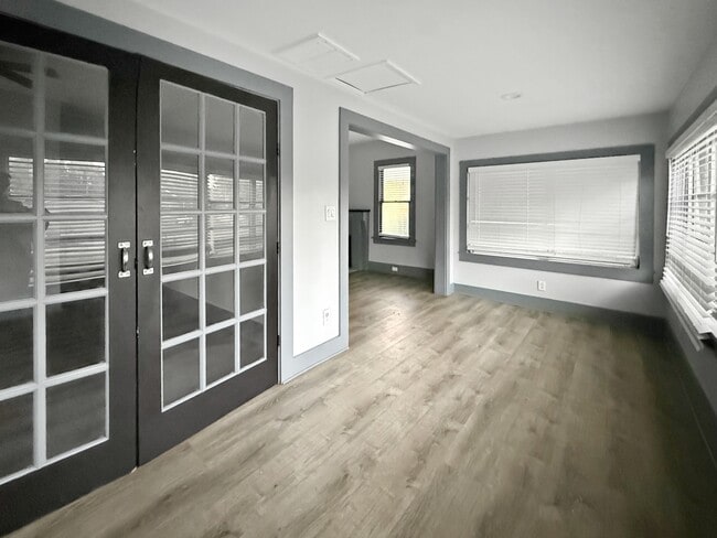 Building Photo - 2242 South St