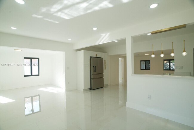 Building Photo - 315 NW 127th St
