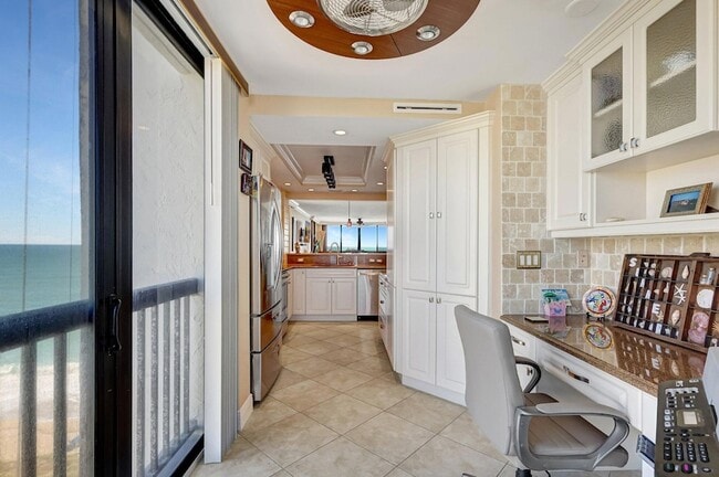 Building Photo - 10680 S Ocean Dr
