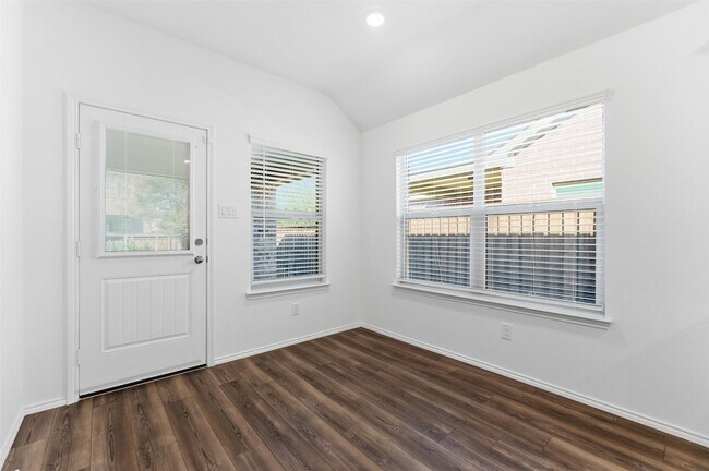 Building Photo - 2309 Pyrite Dr