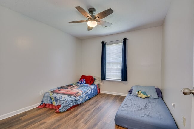 Building Photo - 660 Butler Springs Cir