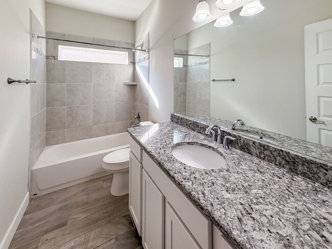 Building Photo - 4717 Homestretch Rd