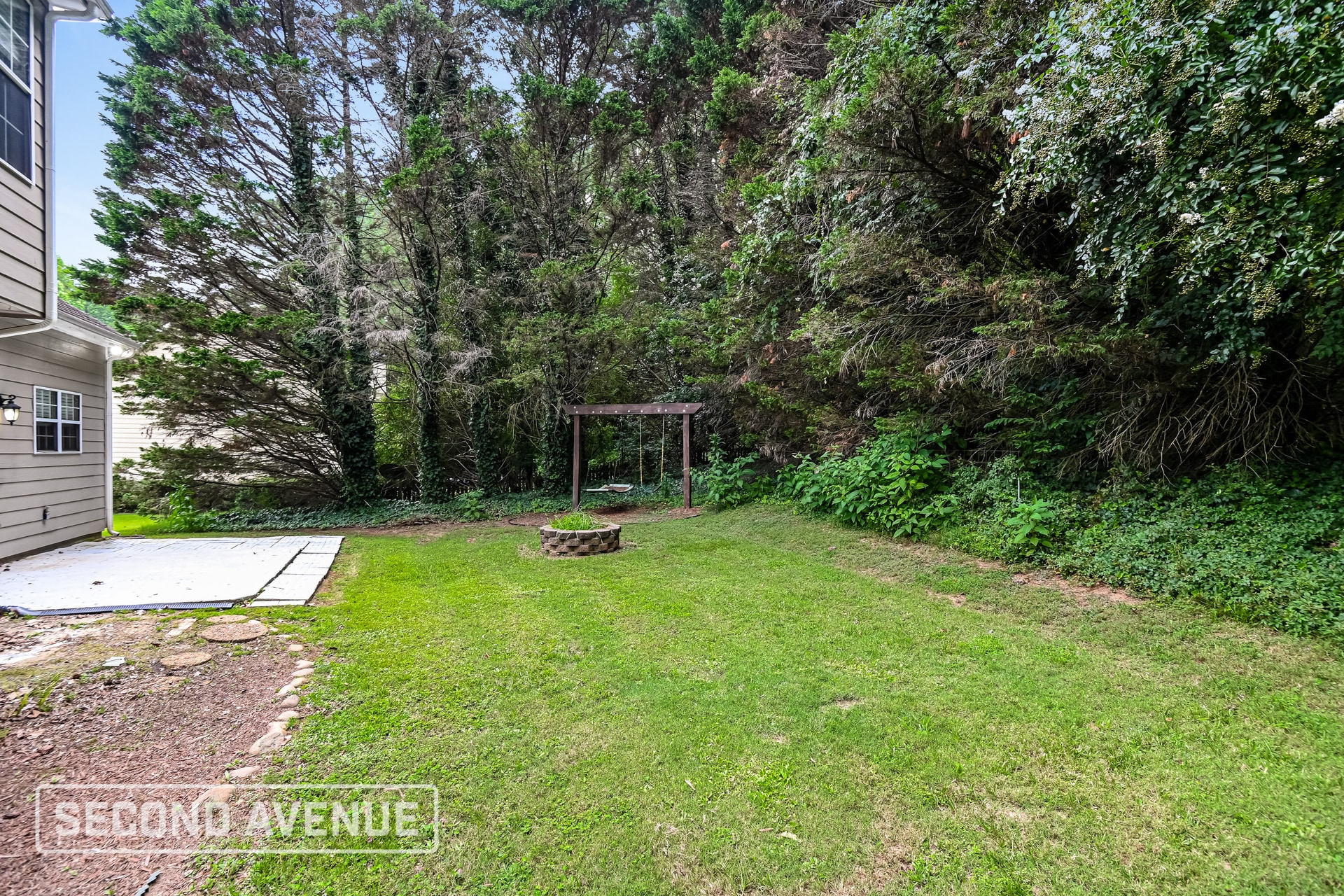 Building Photo - 5031 Wesleyan Dr