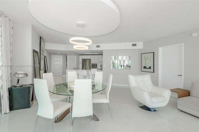 Building Photo - 200 Sunny Isles Blvd