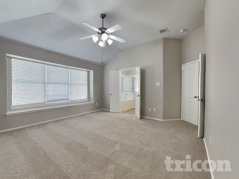 Building Photo - 8039 Branson Park Ln