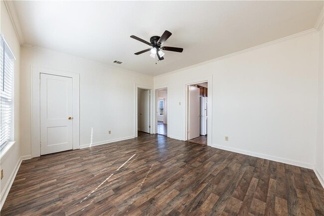 Building Photo - 13817 Abrahamson Ct