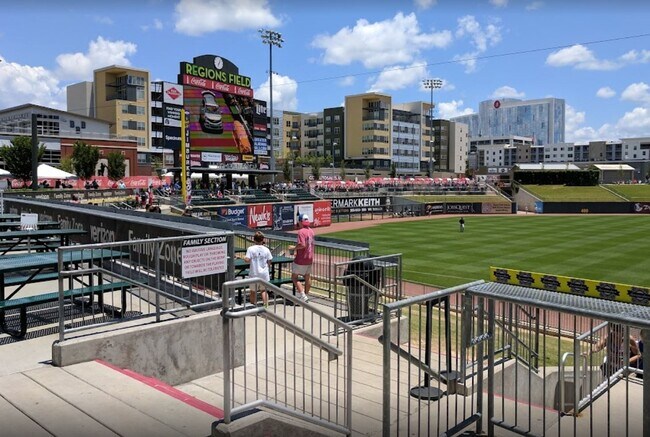 Building Photo - 1801 2nd Ave N