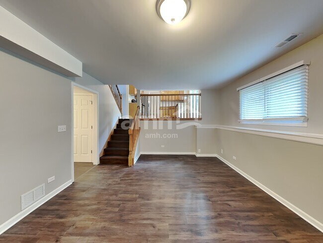 Building Photo - 3612 Fawn Ln