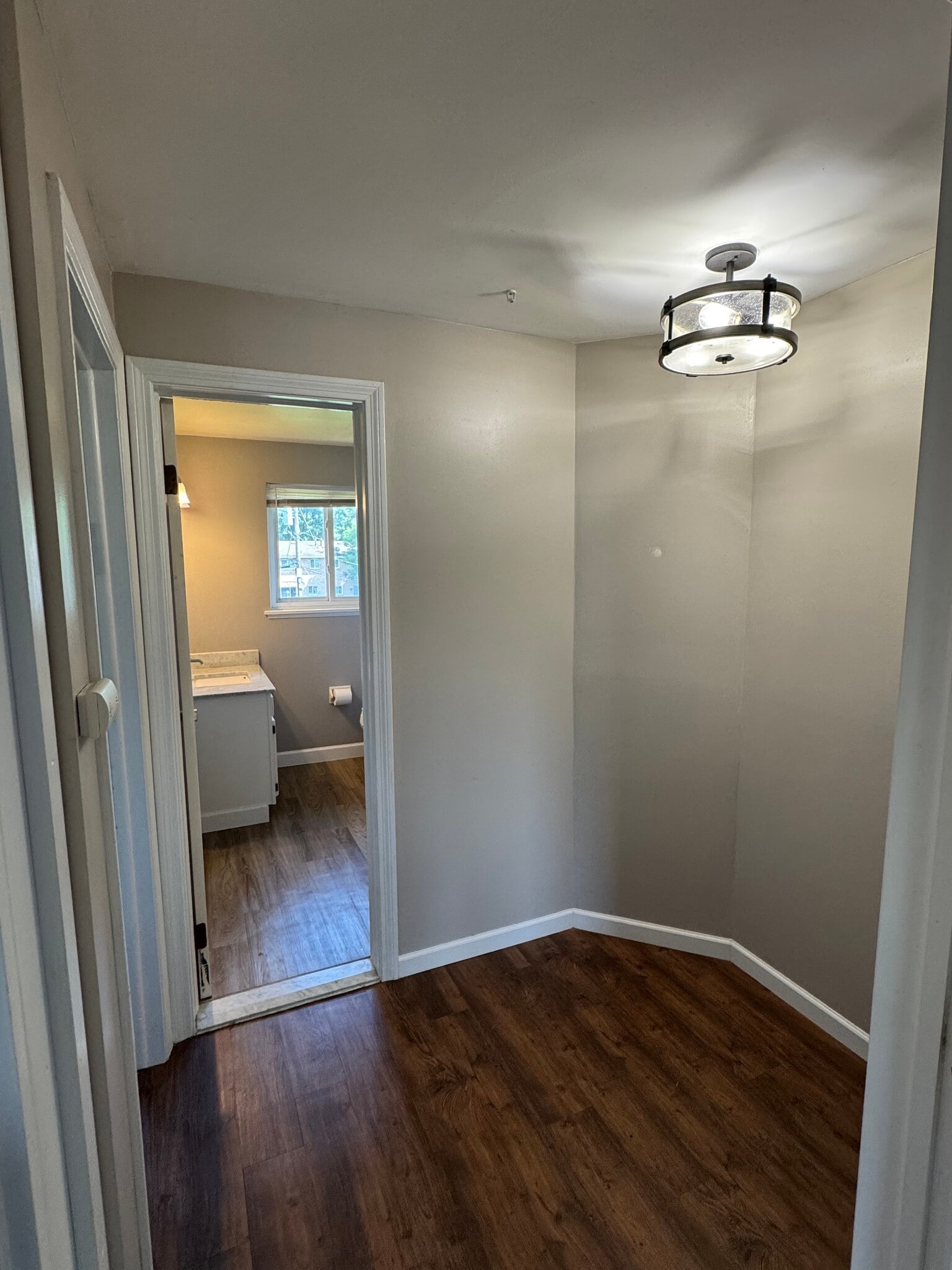 Building Photo - 318 Fox Run