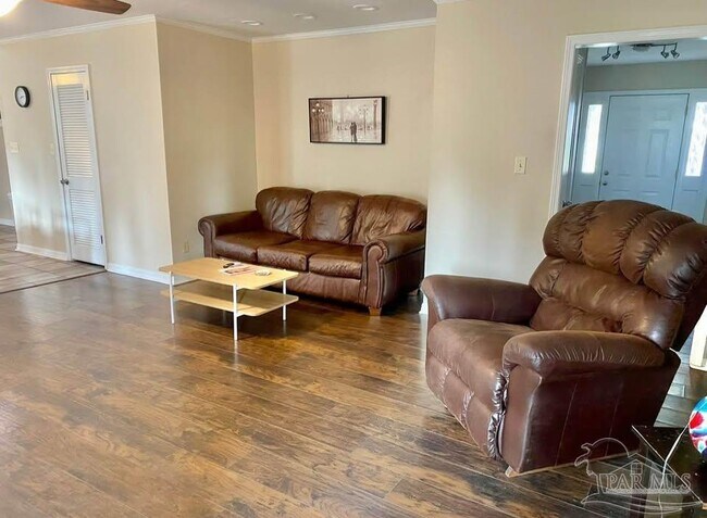 Building Photo - 5705 Admiral Doyle Rd