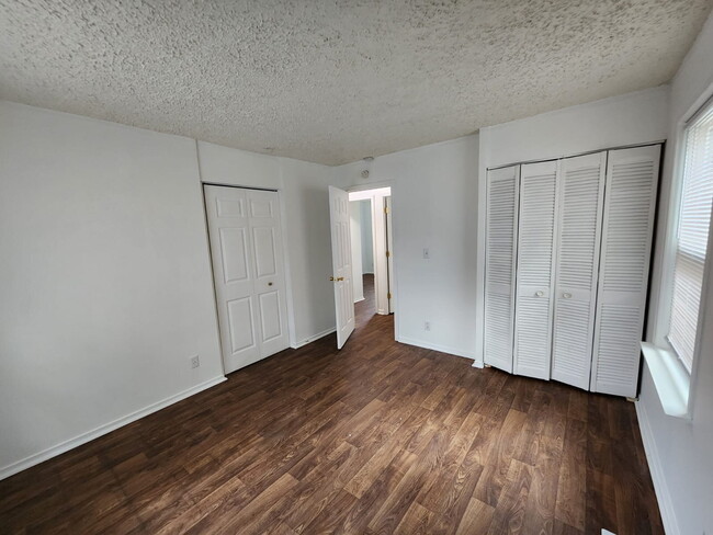 Building Photo - "Charming 3-Bedroom Home in Indianapolis –...