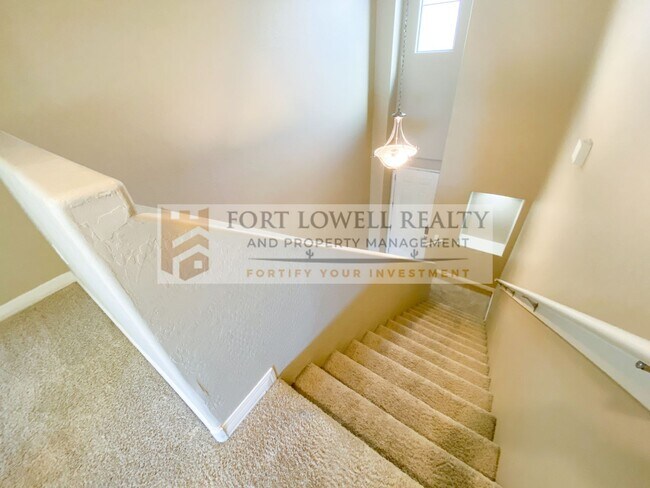 Building Photo - Two bedrooms, 2 Bathrooms 1,288 Sq. Ft. Plus 2 Car Garage in Phoenix AZ 85004