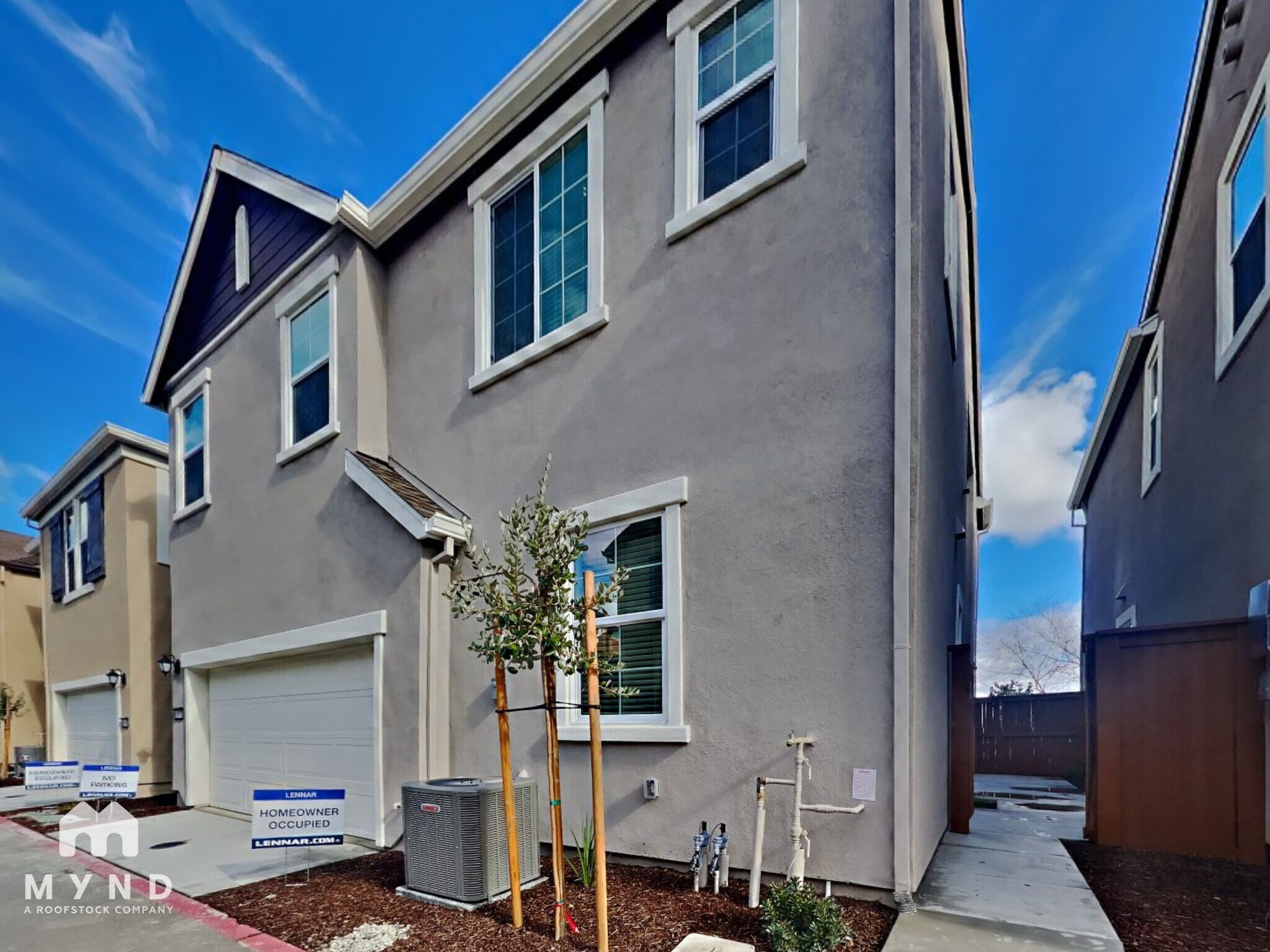 Building Photo - 1688 Matmor Rd