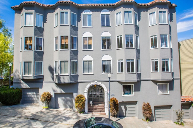 Building Photo - 390 Liberty