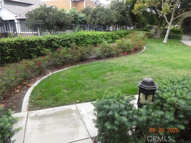 Building Photo - 8122 Wishing Well Ln