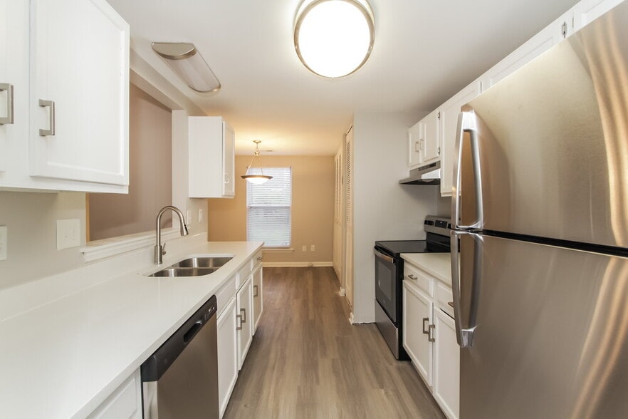Building Photo - 10809 Balbriggan Ct