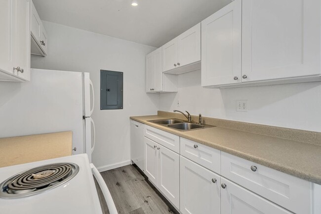 Building Photo - 5607