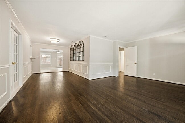 Building Photo - 2619 Eastgrove Ln