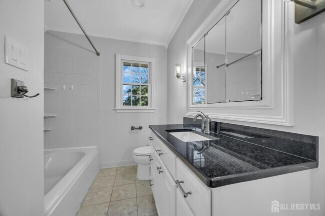 Building Photo - 1430 Kearney Dr