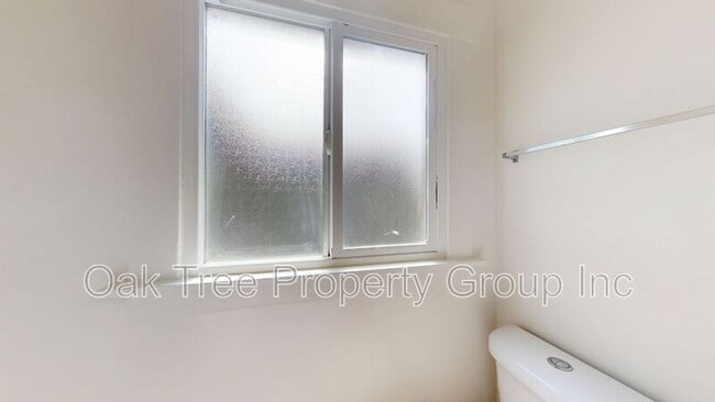 Building Photo - 4152 Brookdale Ave