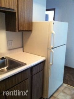 Building Photo - 1 br, 1 bath  - Thomas Apartments