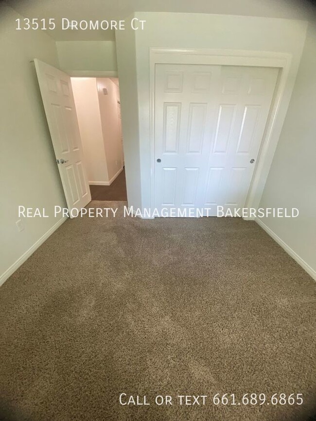 Building Photo - 13515 Dromore Ct