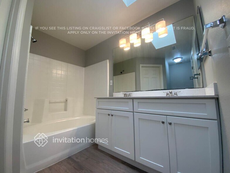 Building Photo - 4240 Climbing Aster Ct