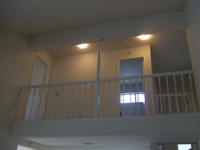 Building Photo - 419 Regency Cir