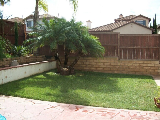 Building Photo - Beautiful 3BR/2.5BA Home in the Heart of C...