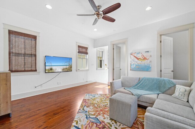 Building Photo - 616 Sandgrass Boulevard