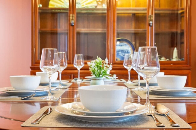 Building Photo - 2216 18th Ave