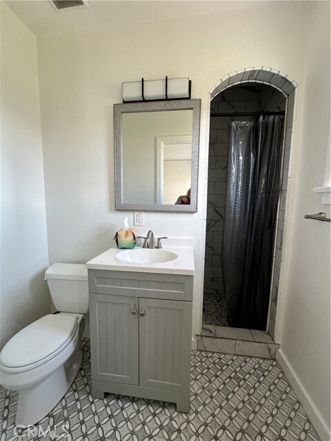 Building Photo - 1054 N Euclid Ave