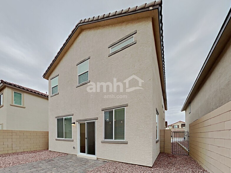 Building Photo - 325 Timber Kate Pl