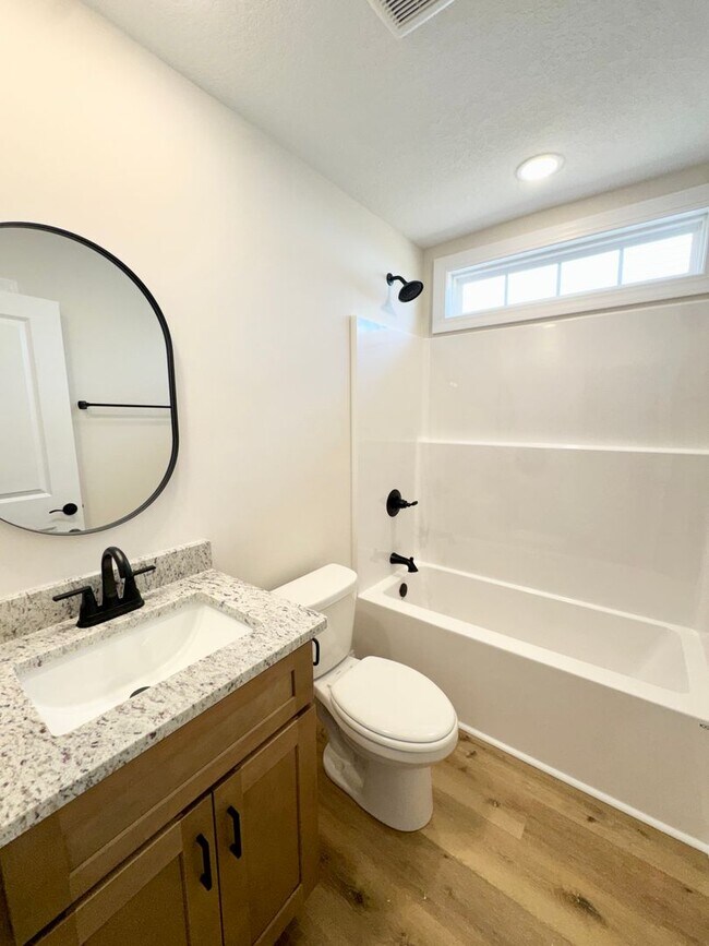 Building Photo - BEAUTIFUL, BRAND NEW HOME! Available now!