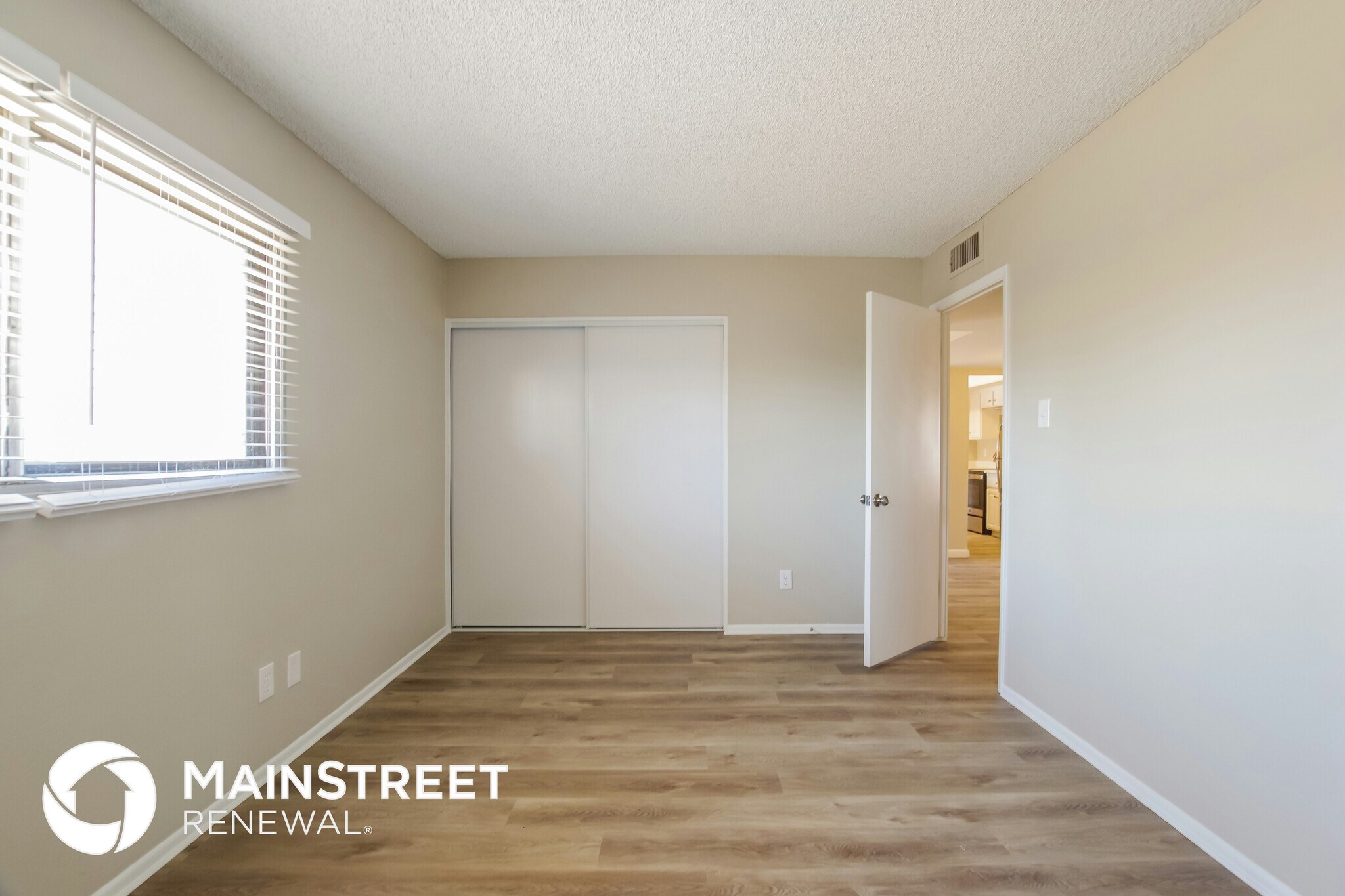 Building Photo - 15202 N 38th Ave