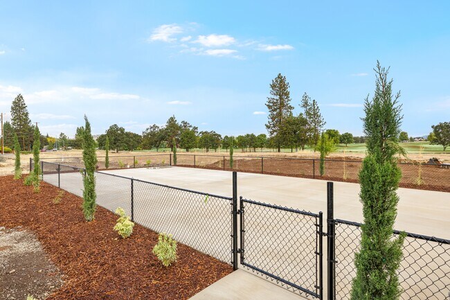 Building Photo - 208 Bogey Ln