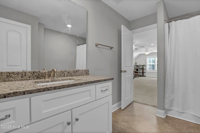 Building Photo - 469 Scrub Oaks Dr