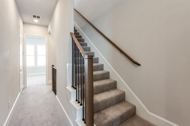 Building Photo - 5421 Patterson St