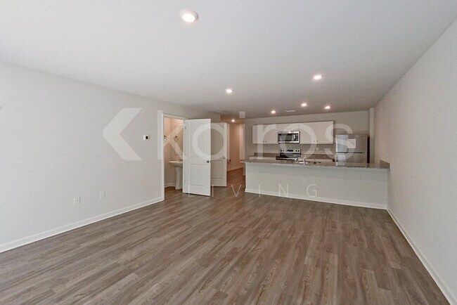Building Photo - 364 Ironwood Ct
