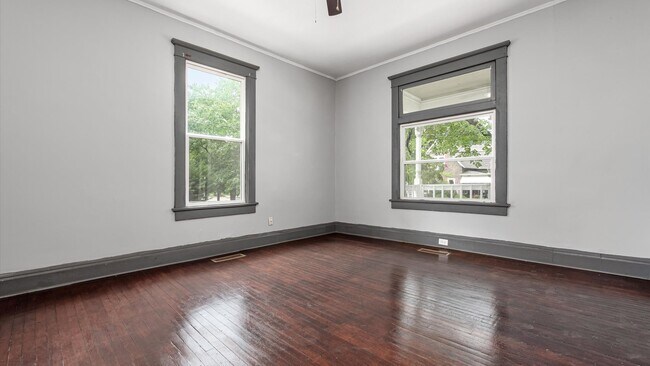 Building Photo - 279 Hudson Ave
