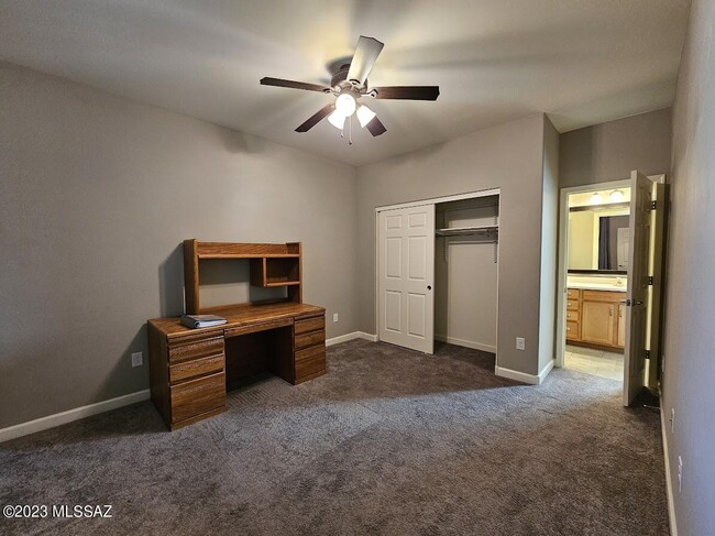 Building Photo - 9831 N Melandra Way